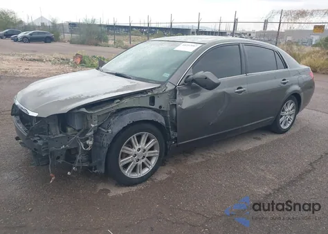 2006 Toyota Avalon Limited z USA, uszkodzony, nr VIN 4T1BK36B86U089097